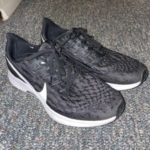 Nike Women's Air Zoom Pegasus 36 Running Shoes